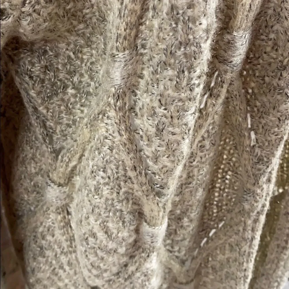 POL Cable Knit Khaki Long Cardigan Size Small
